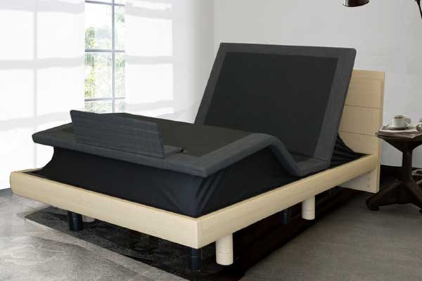 リクライニングベッド